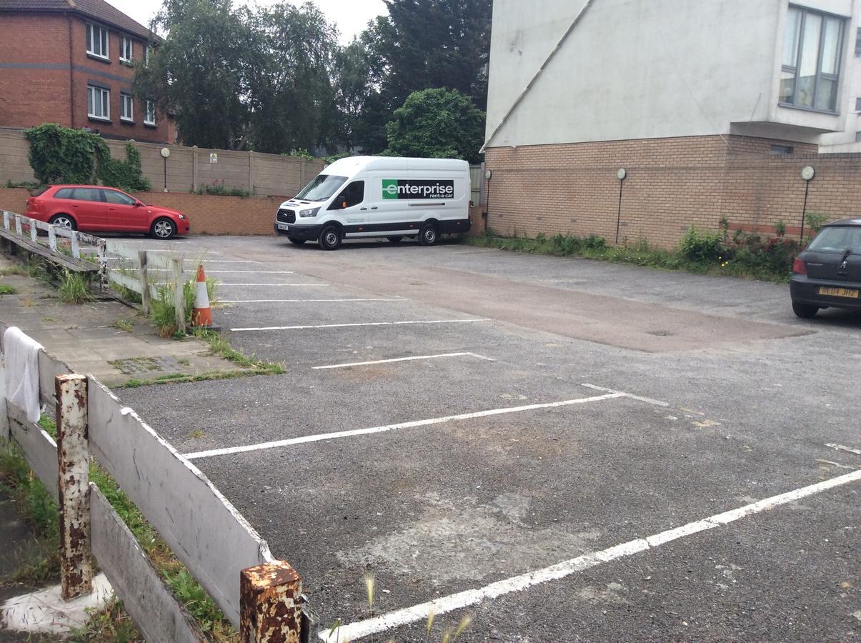 Barking Park Hotel Exterior foto